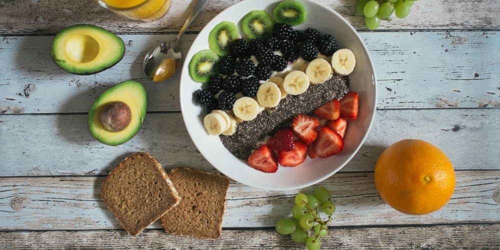 Fibermaxxing explained: benefits, risks, and how to start according to nutrition experts
